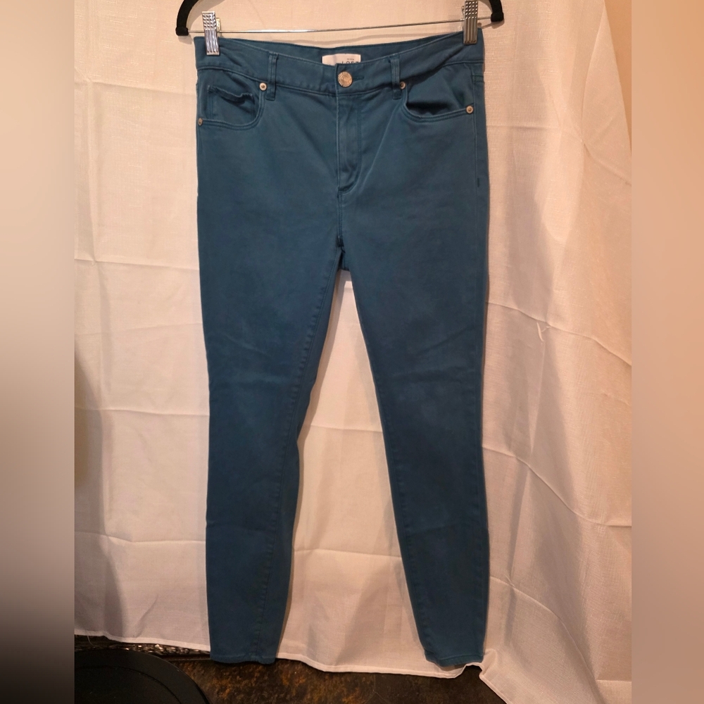 Ann Taylor LOFT Green 'Legging' Jeans.  Sz 6.